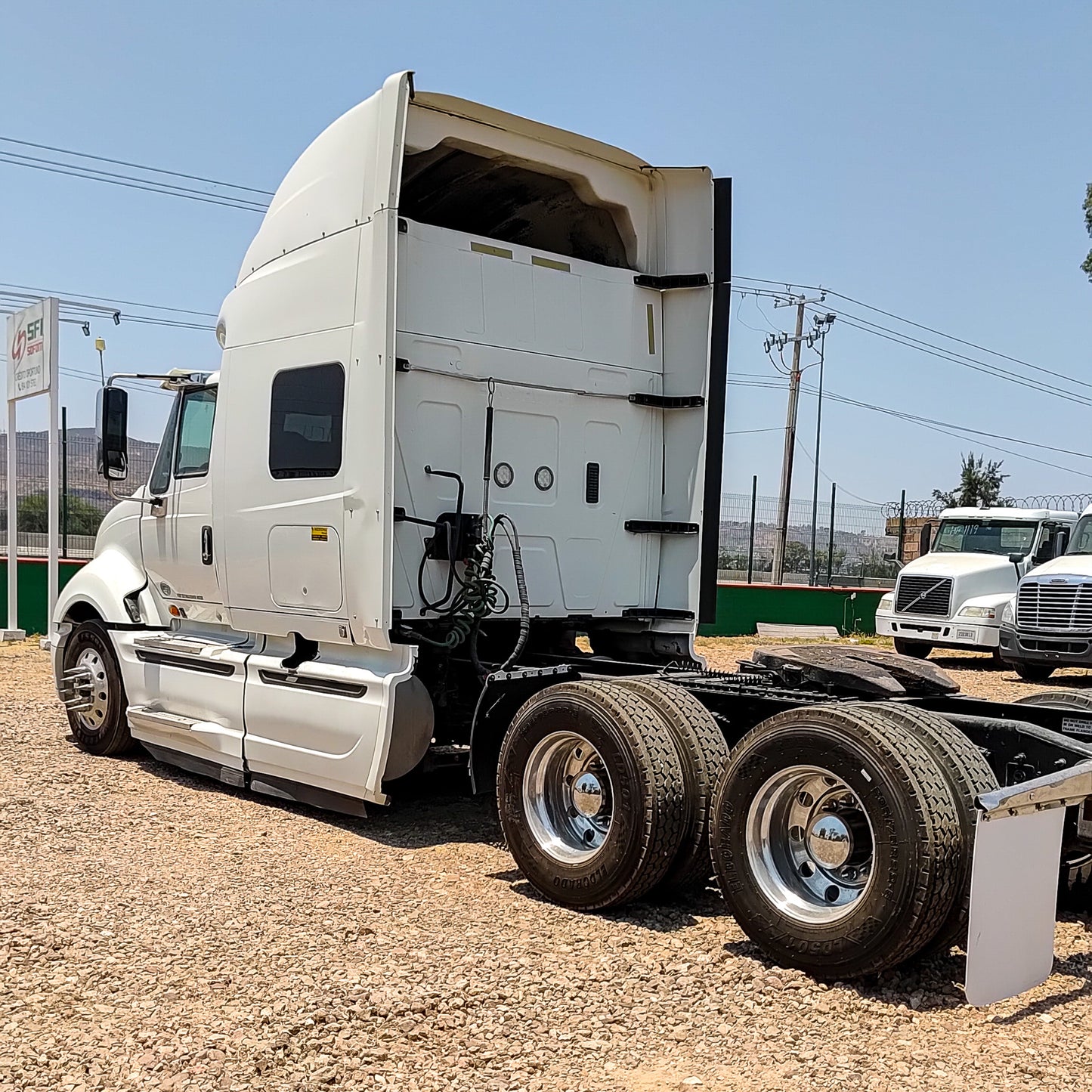2017 International Prostar Plus 122
