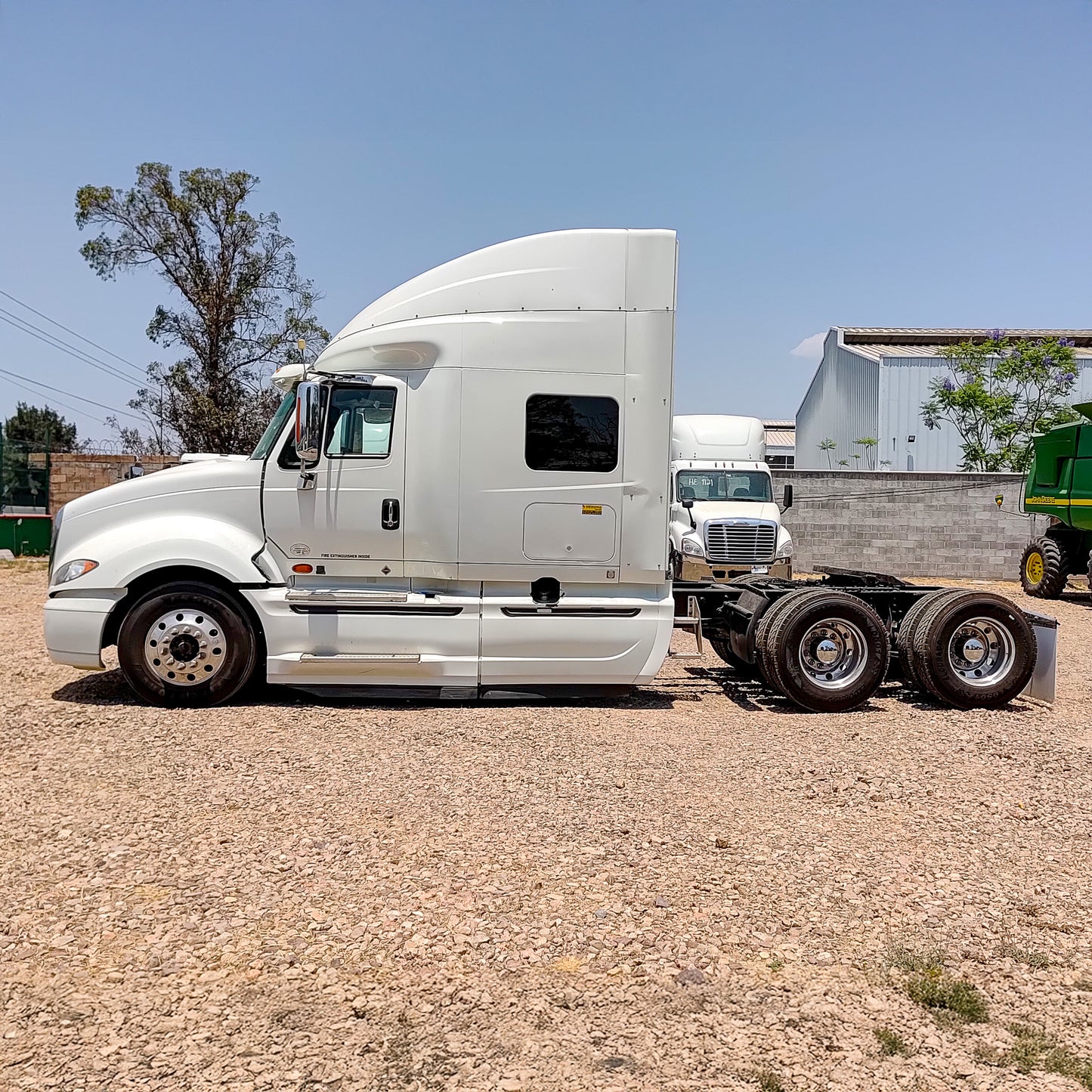 2017 International Prostar Plus 122