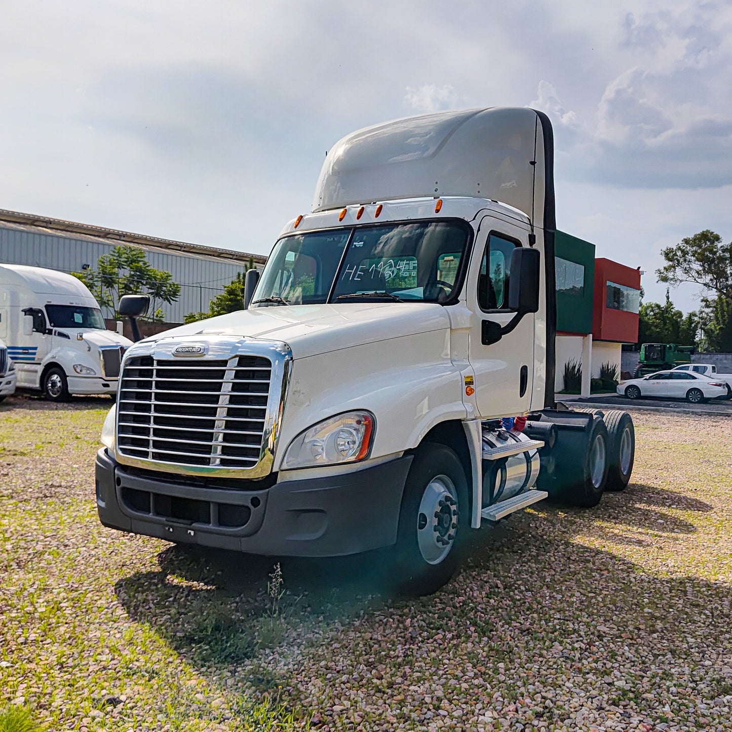 2015 Freightliner Cascadia 125