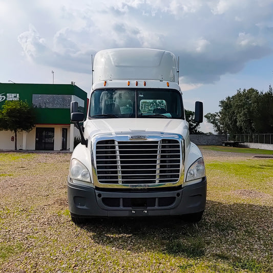 2015 Freightliner Cascadia 125