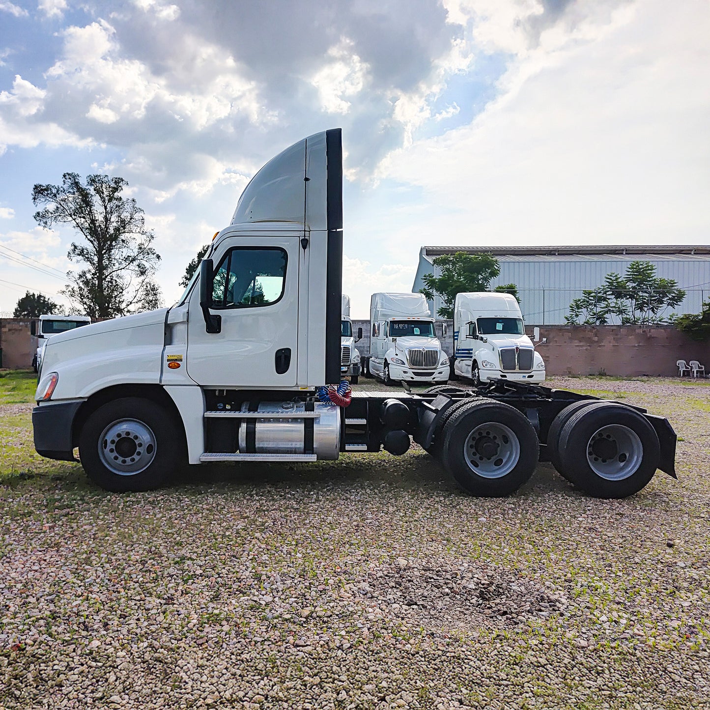 2015 Freightliner Cascadia 125