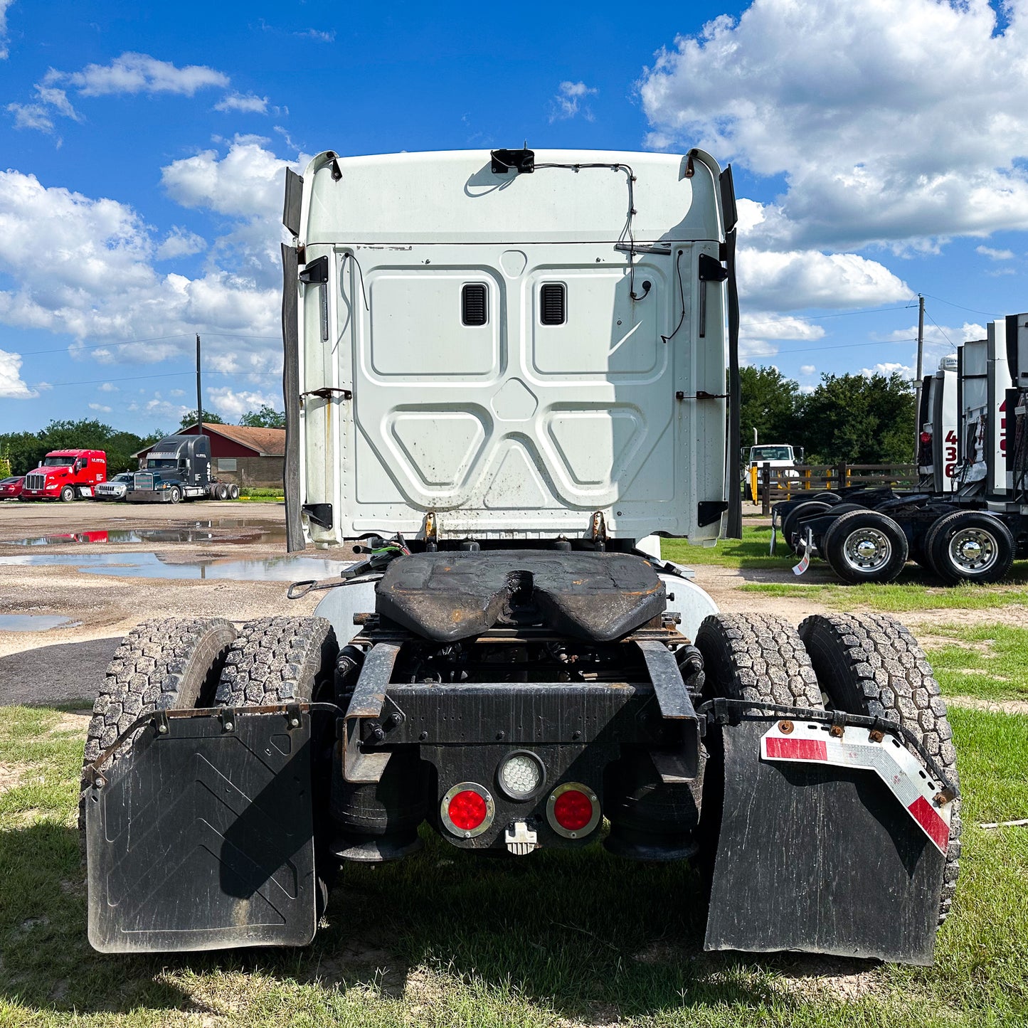 2016 Freightliner Cascadia 125