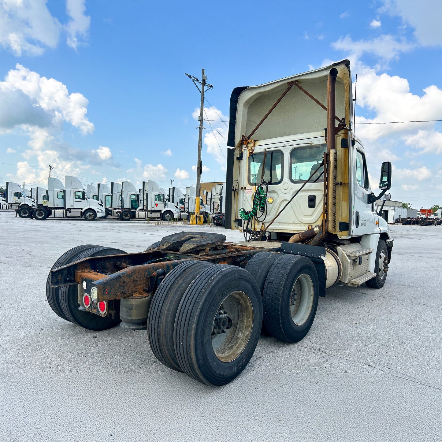 2016 Freightliner Cascadia 125
