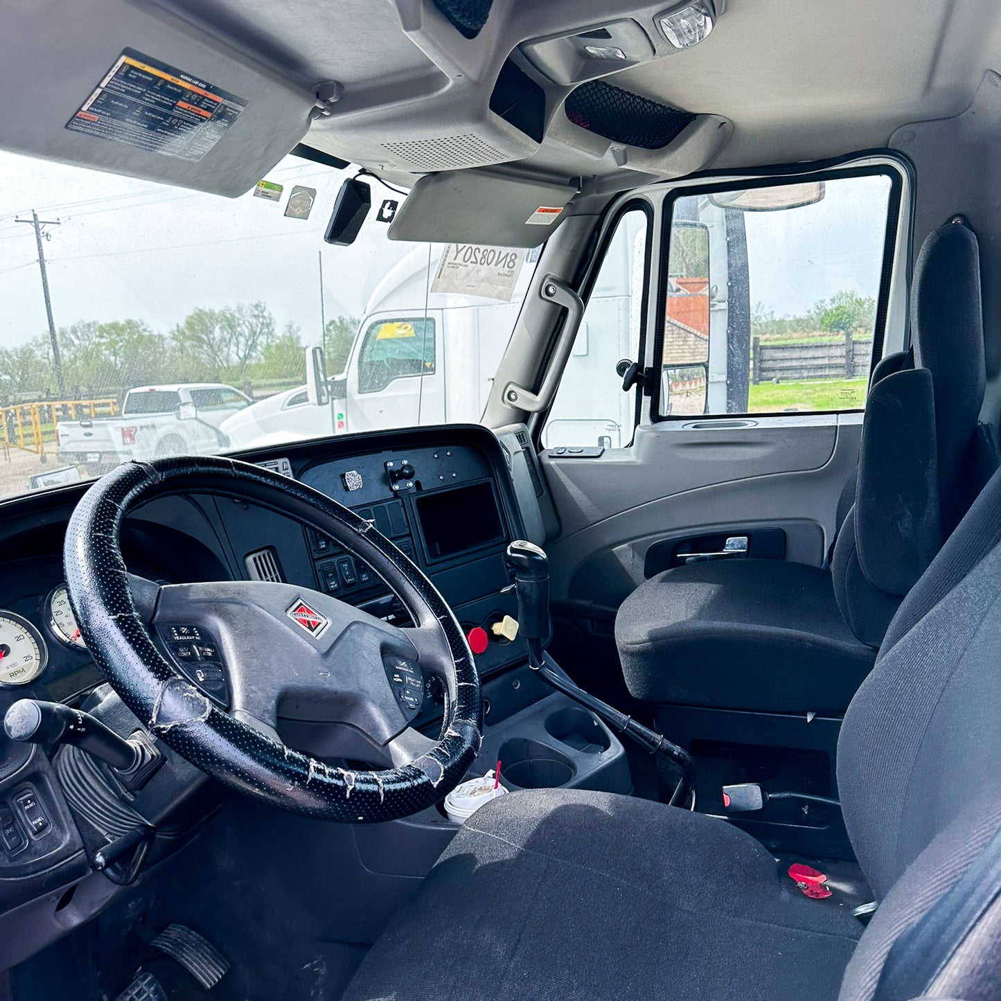 2014 International Prostar 122
