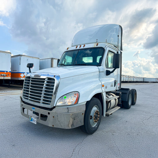 2016 Freightliner Cascadia 125